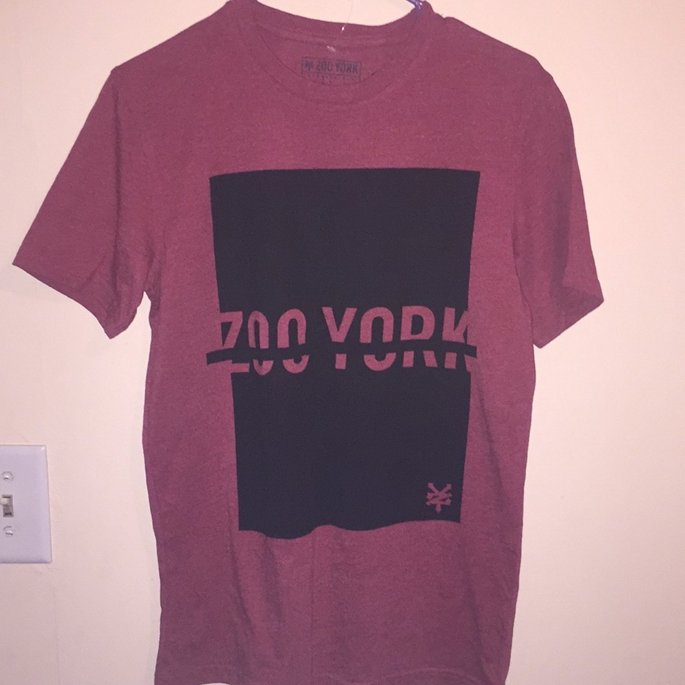 Red zoo York t shirt